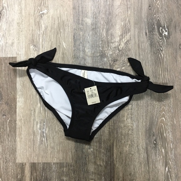 American Eagle Outfitters Other - American Eagle black bikini bottoms, size XS.